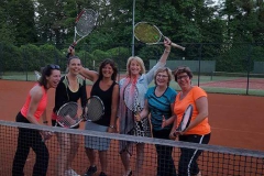 Vrijdagav.-damesteam-kampioen-2017